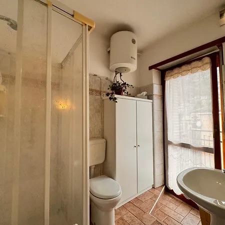 La Casa Di Monicamos Per Due 아파트 아오스타